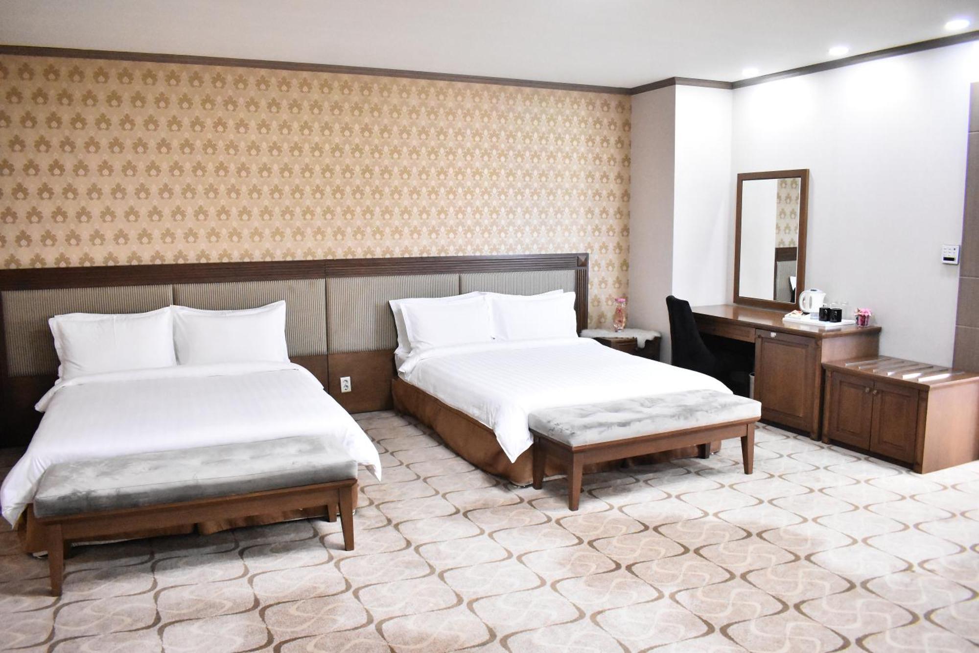 Sunjin Grand Hotel 乌兰巴托 外观 照片